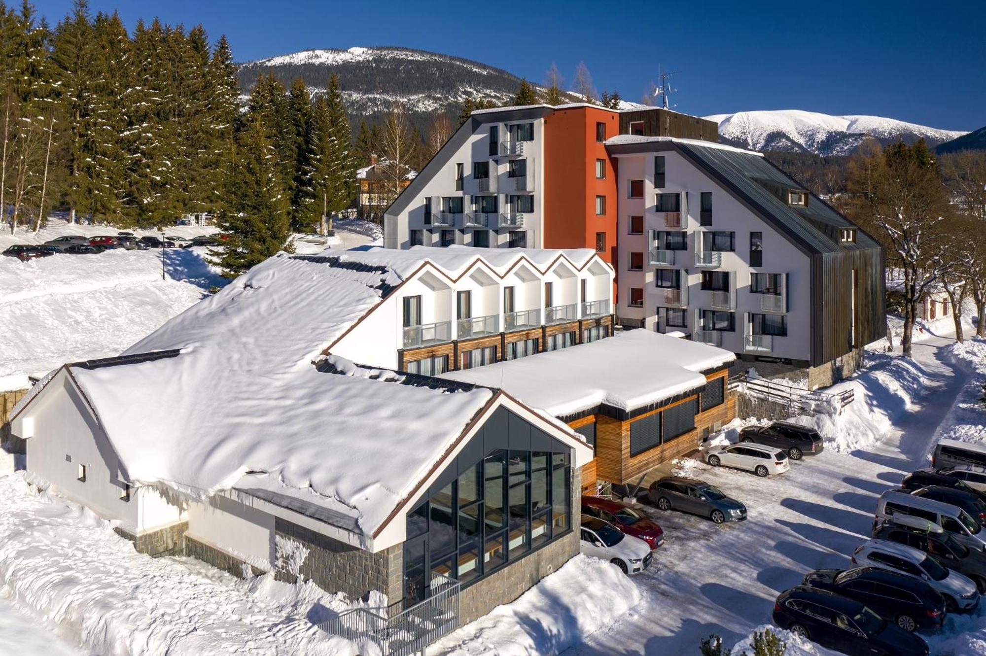 Wellness Hotel Astra Špindlerŭv Mlýn Екстериор снимка