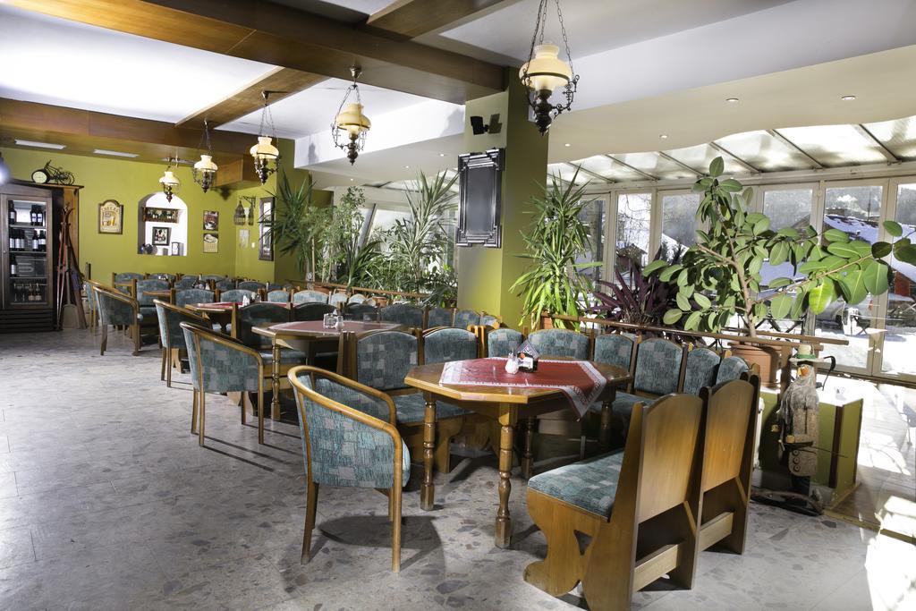 Wellness Hotel Astra Špindlerŭv Mlýn Екстериор снимка